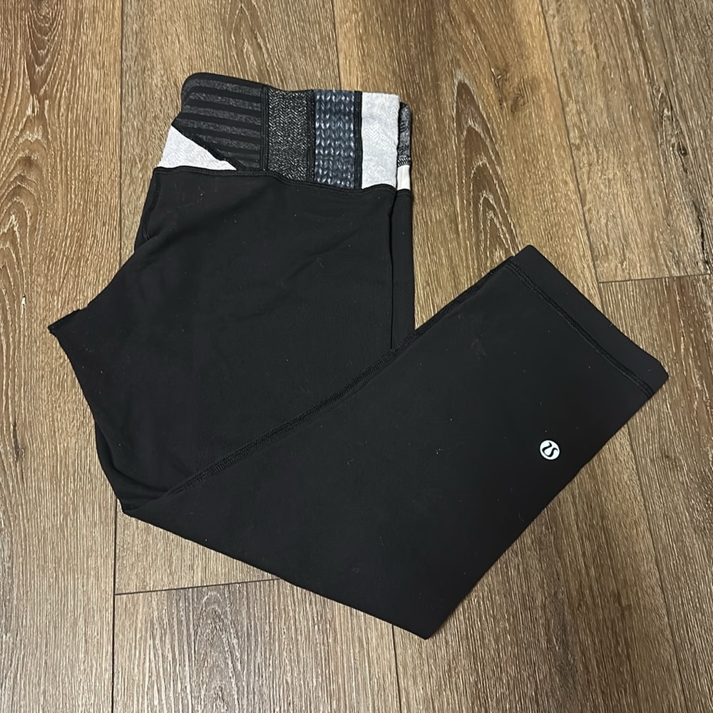 Lululemon Athletica Black and Gray Cropped Pants